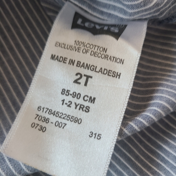 Levi's toddler bundle 2T - Picture 3 of 6